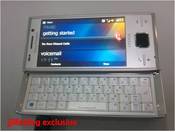 Sony Ericsson finally launches Xperia X2